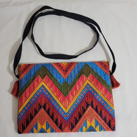 Guatemalan Pouch With Shoulder Strap - Picture 2 of 8